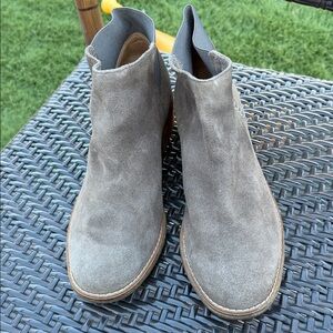 Sperry Maya Lani 
Suede leather boots